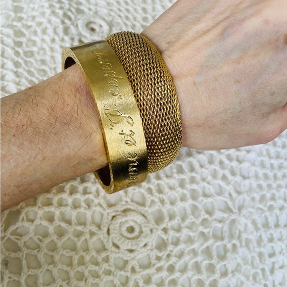 Rustic Gold Tone Bracelet with Romantic French Quote - Picture 5 of 12